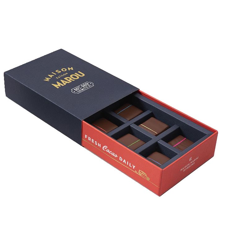 Chocolate drawer box with printed sleeve